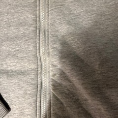 GU スエット生地　あったかジャンパー　140の画像