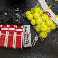 (取引中)ゴルフフルセット（キャリーバッグ、ドライバー、ユーティリティ、アイアン、パター）の画像