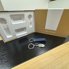 ランドローバー純正 キーホルダー 2個セット 箱付きの画像