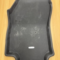 クラッツィオ フロアマット R6年 ハリアー用 一式の画像