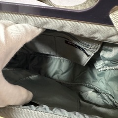 DIESEL W1 ショルダーバッグ オリーブグリーンの画像