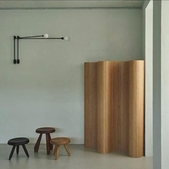 Artek風 ウッドカーブパーテーションの画像