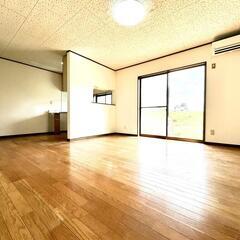 休日は庭でBBQ♪雨の日でも安心室内干しスペースのある戸建