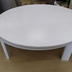 定価2万円以上　2023年製　お洒落な白　折りたたみ　こたつ　ちゃぶ台　折りたたみテーブル　座卓テーブル　センタテーブル　テーブル　机の画像