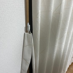 ニトリカーテン（100X178X2）遮光・遮熱・遮音ジェンナレースカーテン付の画像