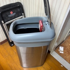 電動開閉ゴミ箱(動作確認なし)コストコで購入の画像