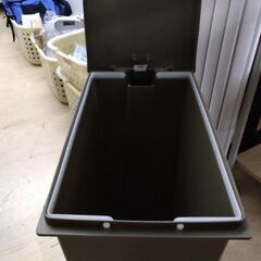 便利な部分収容口付き　ゴミ箱　ごみ箱の画像