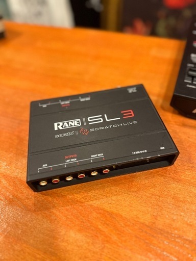 serato SL3 DJインターフェース