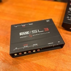 serato SL3 DJインターフェース の画像