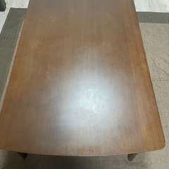 こたつテーブルの画像