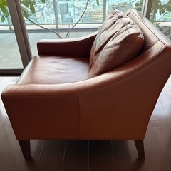 RORO 一人掛けソファ　本革　キャメルブラウンの画像