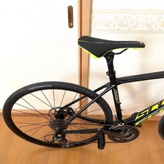 SCOTT ADDICT フルカーボン　ロードバイクの画像