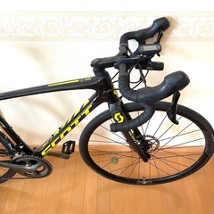SCOTT ADDICT フルカーボン　ロードバイクの画像