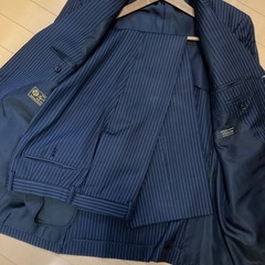 VISARUNO ビジネススーツ３点セットの画像