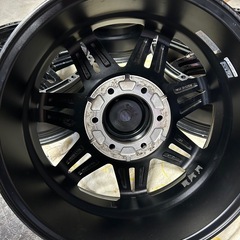 200系ハイエース　美品17インチの画像