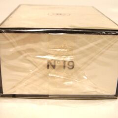未開封品　CHANEL シャネル N°19 パルファム 香水　14mlの画像