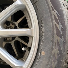 ブリヂストン　スタッドレスタイヤ　205/65R16