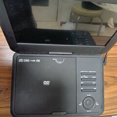 wizz ポータブルDVDプレイヤー【白】の画像