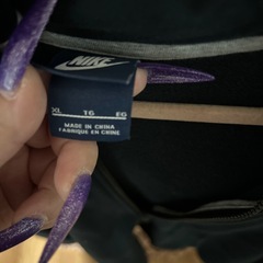 NIKE ジップアップパーカーの画像