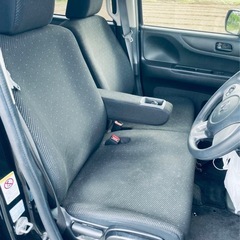 ❗️H28年式 HONDA N-BOX ❗️走行距離·7万キロ 車検2026年12月まで ❗️手26万‼️乗って帰る可能です。の画像