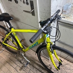 GIANT ESCAPE クロスバイク イエローの画像