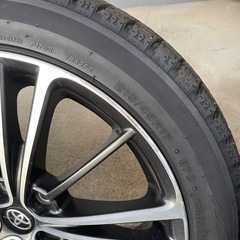 程度良い　トヨタ86純正ホイールとスタッドレスブリヂストンVRX2バリ山の組み合わせ。プリウス、レガシィ、インプレッサ　帯広の画像