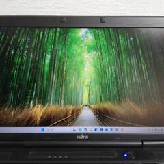 富士通 ノートパソコン Win11(25H2) SSD240GB ワード エクセル 付きの画像