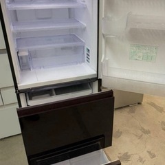 シャープ 350L 3ドア プラズマクラスター　SJ-GW36D-R 両開き　手渡しのみ　グラデーションレッドの画像