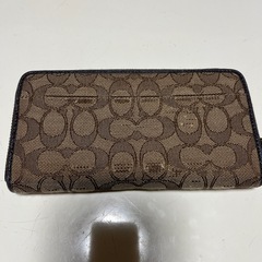 coach長財布の画像