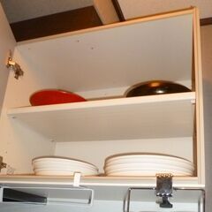レンジフード、吊り戸棚　リクシル（？）　取りに来てご自身で取り外し、搬出できる方のみです。の画像