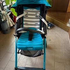コンビ　ベビーカーの画像
