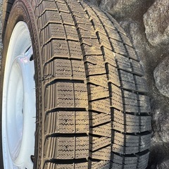 〔急募〕来週限定値段‼︎スタッドレス　16インチ　ほぼ新品‼︎の画像