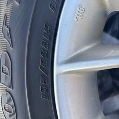  スタッドレスタイヤ4本の画像