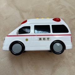 救急車　おもちゃの画像