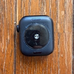 Apple Watch SE 3(GPS + Cellularモデル)- 40mmミッドナイトアルミニウムケースの画像