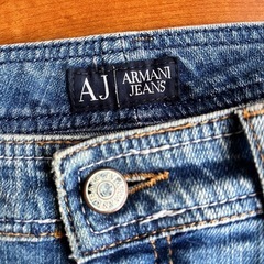 アルマーニの画像