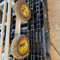 アルミハウスカー
台車の画像