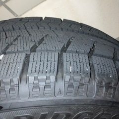 ブリザック　BLIZZAK VRX 215 60R16 の画像