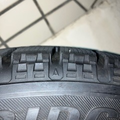 ブリザック　BLIZZAK VRX 215 60R16 の画像