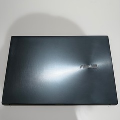 ASUS ZenBook の画像