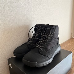 【数回使用のみ美品】HI-TEC トレッキングシューズ　DRY-HI LIGHT　の画像