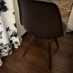 イームズ椅子1〜4脚 の画像