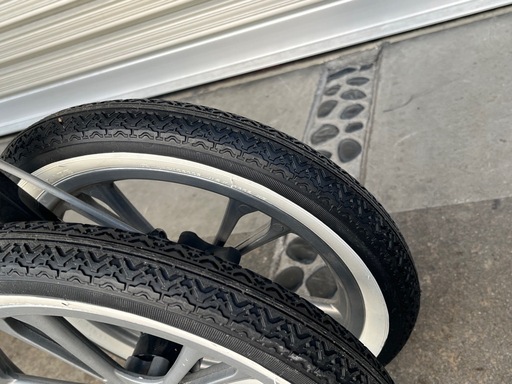 ■売切■大人用　三輪自転車　タイヤ4本新品?ダブルバスケット  トライククルーザーバイク