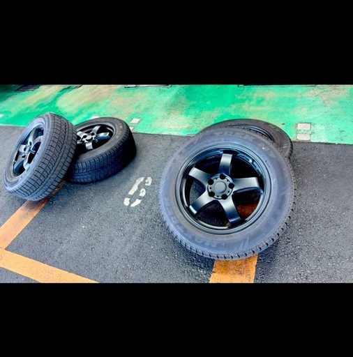 杉並区引取　定価18万円　17インチ4本　5スポーク ホイール付きスタッドレスタイヤ