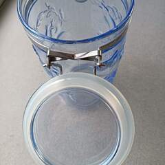 高さのある密閉容器ですの画像