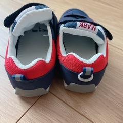 16cm スニーカー ネイビー レッド 西松屋の画像