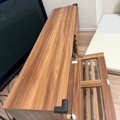 テレビ台の画像