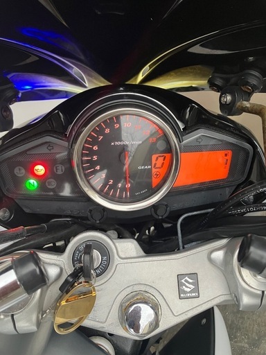 バイク GSR250