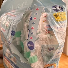 ムーニーマンパンツオムツ寝返りM66枚 の画像