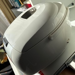 炊飯器の画像